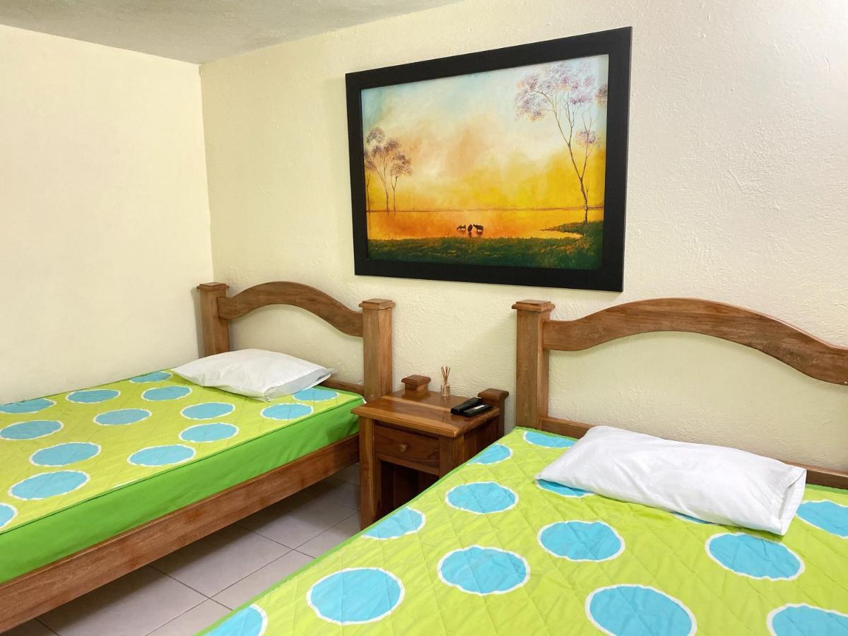 Finca Hotel La Ponderosa Rionegro Extérieur photo